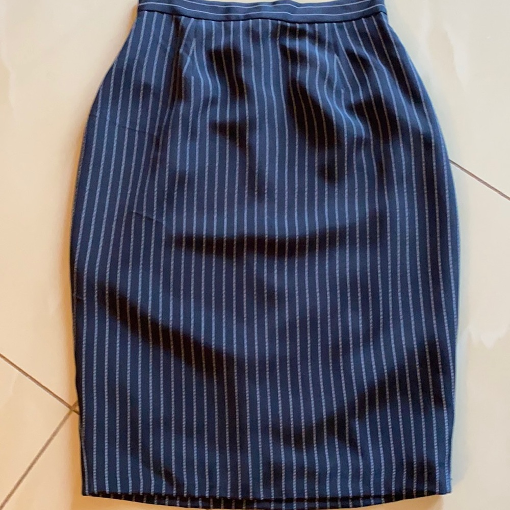 Peggy Jennings 4 ply Silk Crepe Slim Skirt